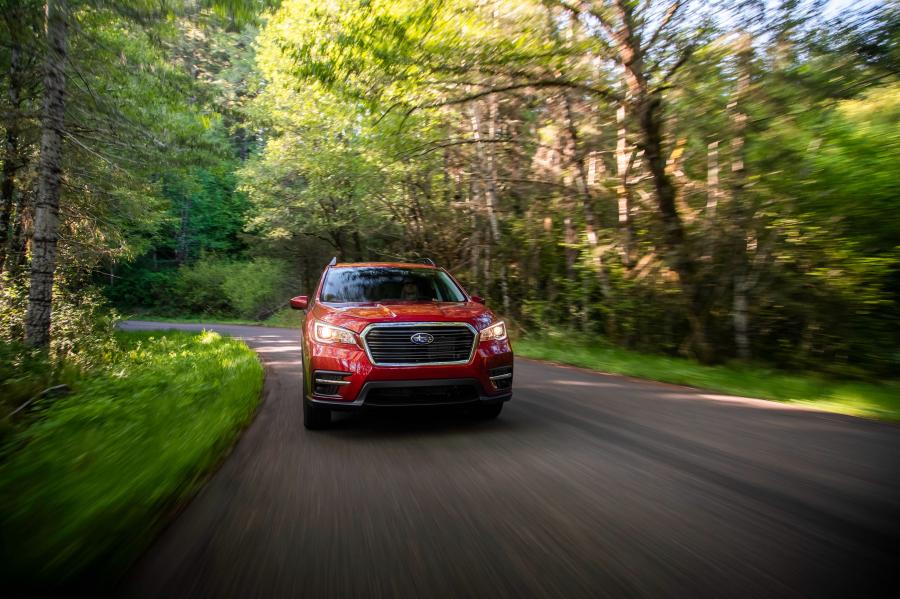  Subaru Ascent Limited 2018 года  (фото 27 из 34)